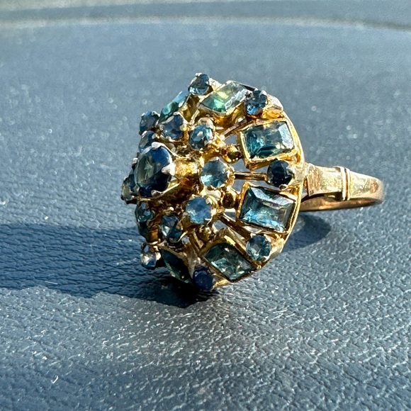 10k Victorian Blue Sapphire Cocktail Ring - Picture 9 of 11